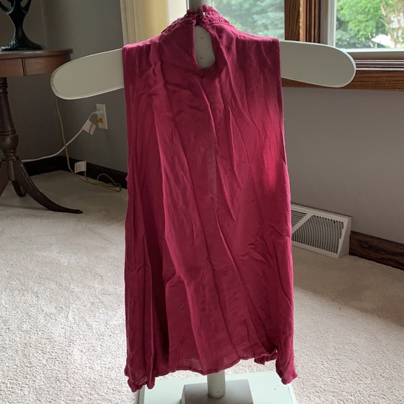 Maurices beautifully detailed tank top. - Picture 3 of 7